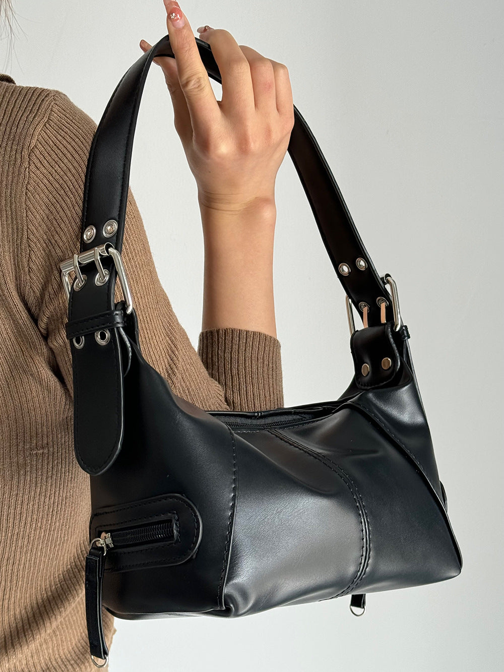 SHOULDER BAGS